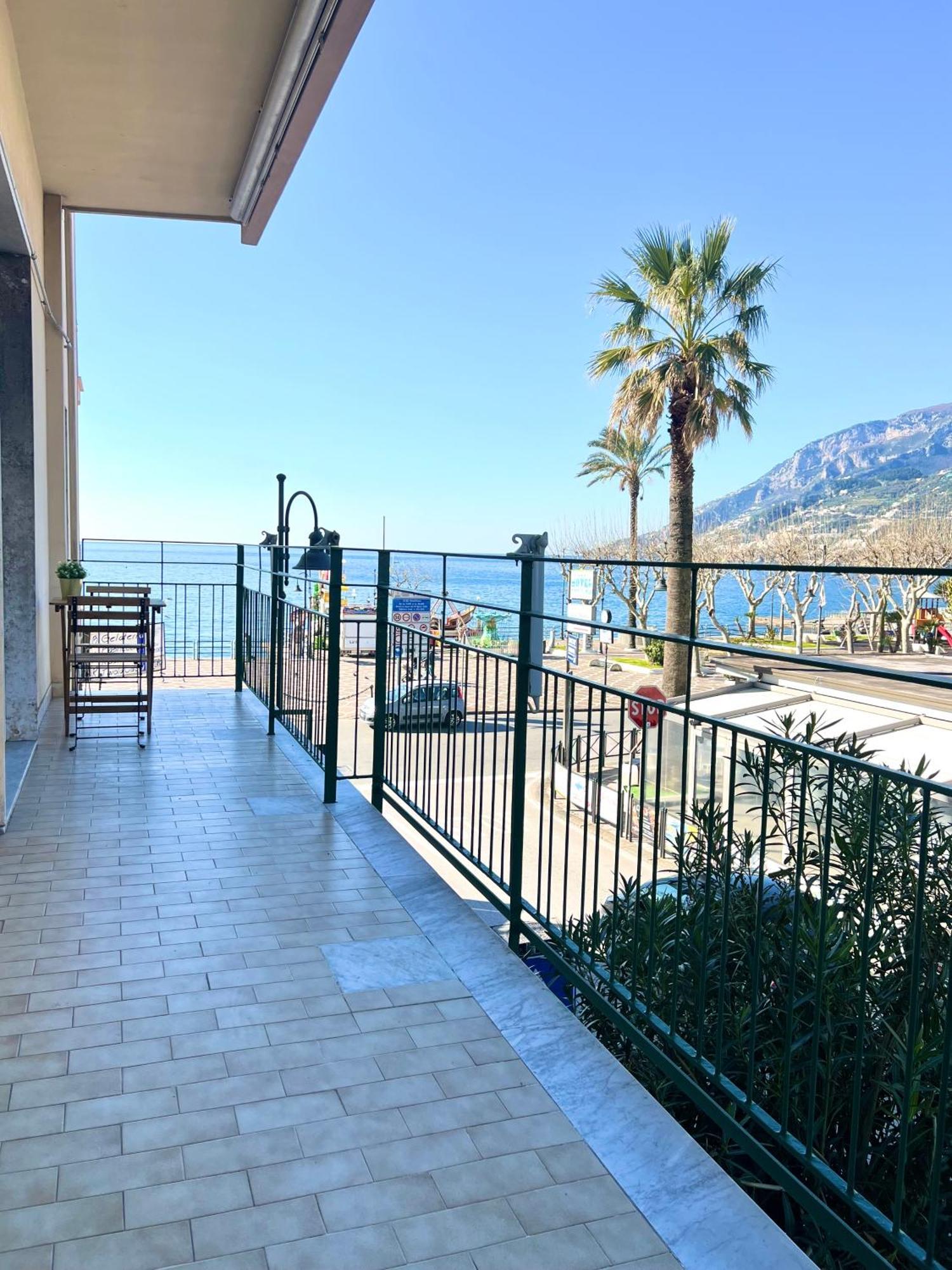 La Casa Lungo Il Mare Apartamento Maiori Exterior foto